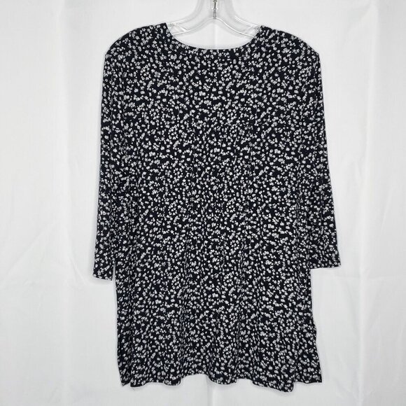 J Jill Wearever Ditsy Floral Top L Petite Navy Blue White 3/4 Sleeve Tunic - Picture 3 of 6